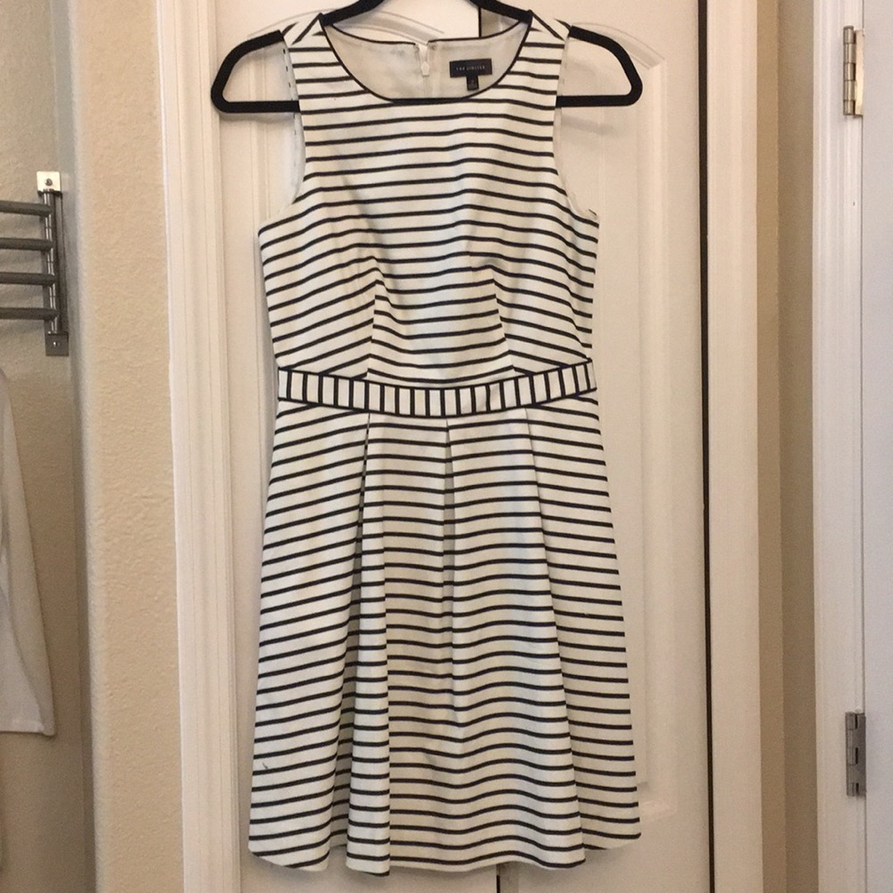 The Limited Navy Striped Dress EUC Spring Perfect